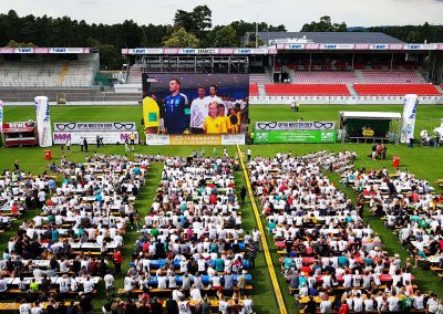 RET Referenz Public-Viewing